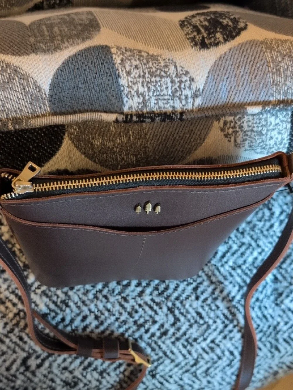 Portland Leather Grizzly Cypress Crossbody Bag NWT